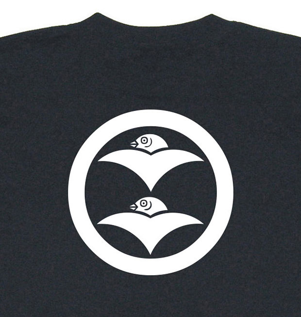 戦国武将家紋Tシャツ「柴田勝家「丸に二雁金」」プリント拡大